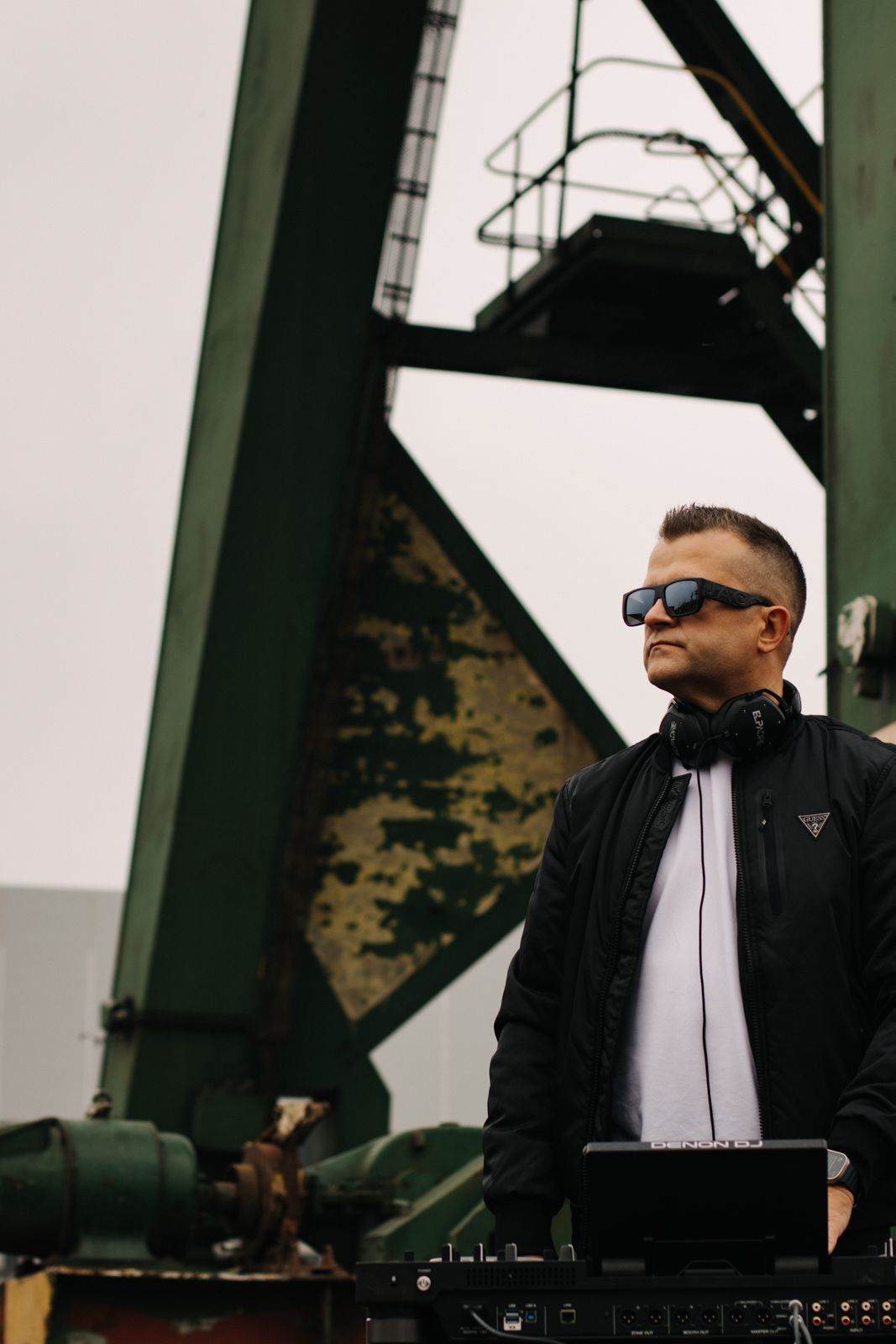 EL PADRE outdoor industrial set